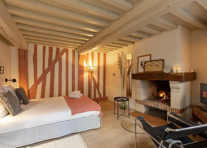 Couleur Corail Peaceful Gem & Shared Yard أونفلور