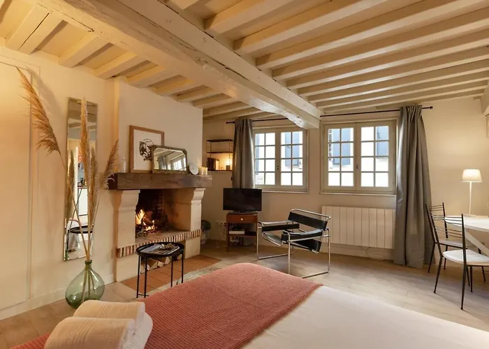 Couleur Corail Peaceful Gem & Shared Yard Lägenhet *